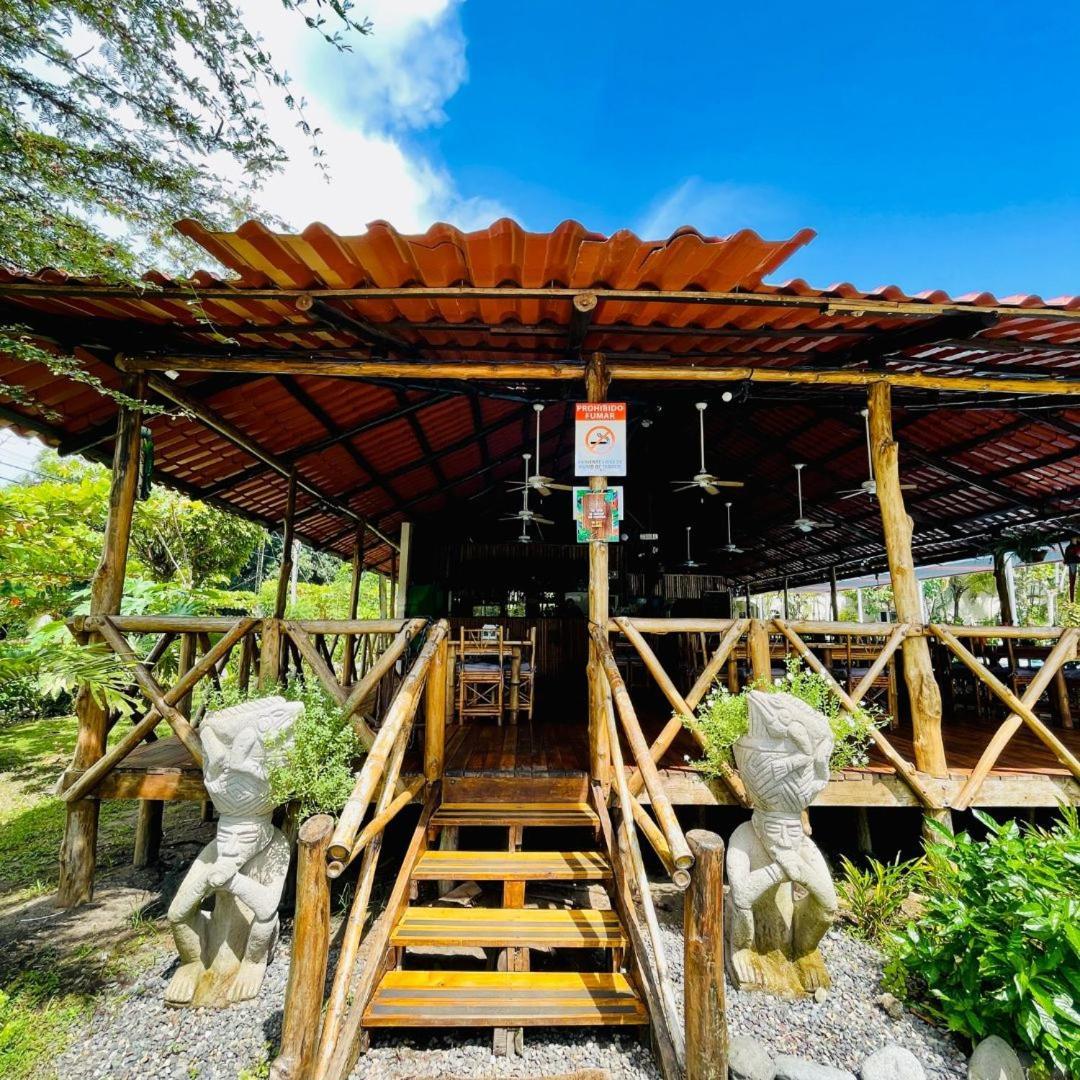 Hotel Cocomar Parrita Buitenkant foto